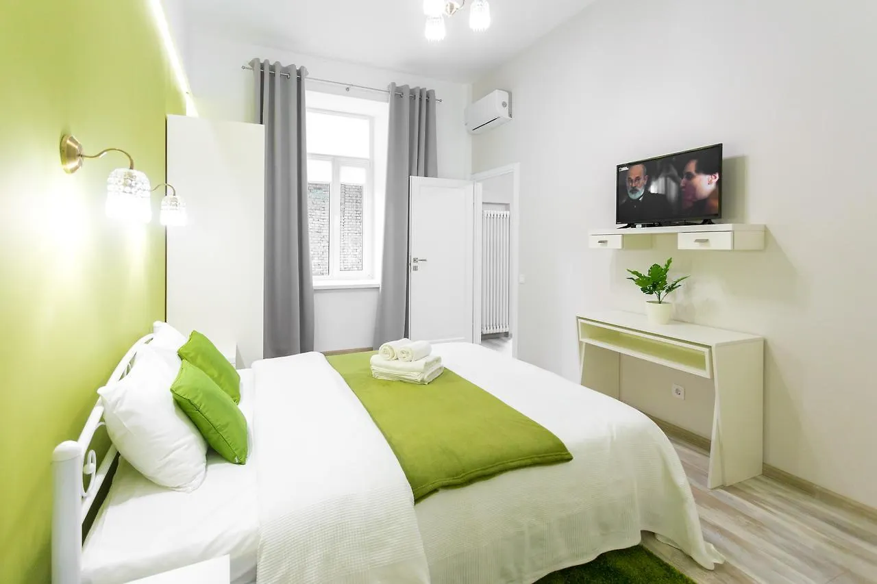 Bessarabka Apartments Kyiv 0*,
